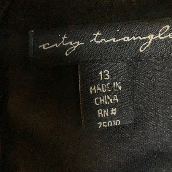 Black Mesh-Insert Mini Dress! - Picture 4 of 4